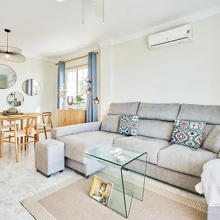 Wild Palms Apartment